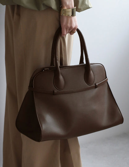 [Cowhide] Belted handbag